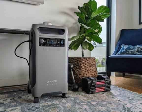 Anker Solix F3800 smart home battery with AI-powered energy management.