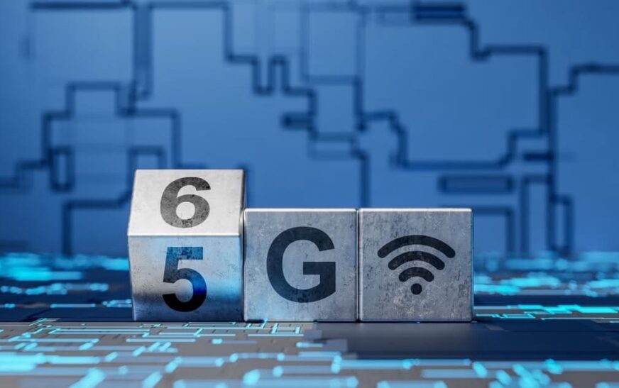 Future 6G wireless network concept showing connected smart city